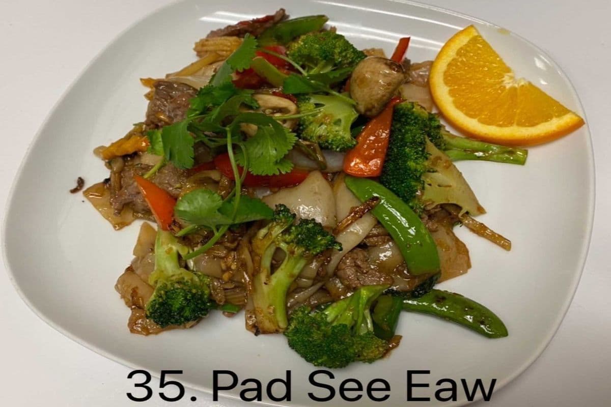 35. Pad See Eaw