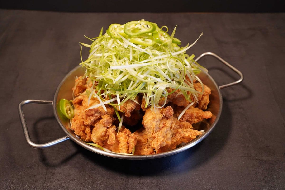 16. Green Onion Chicken (Padak)