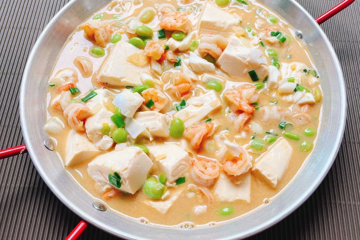 Braised Tofu with Shrimp (虾仁滑豆腐)