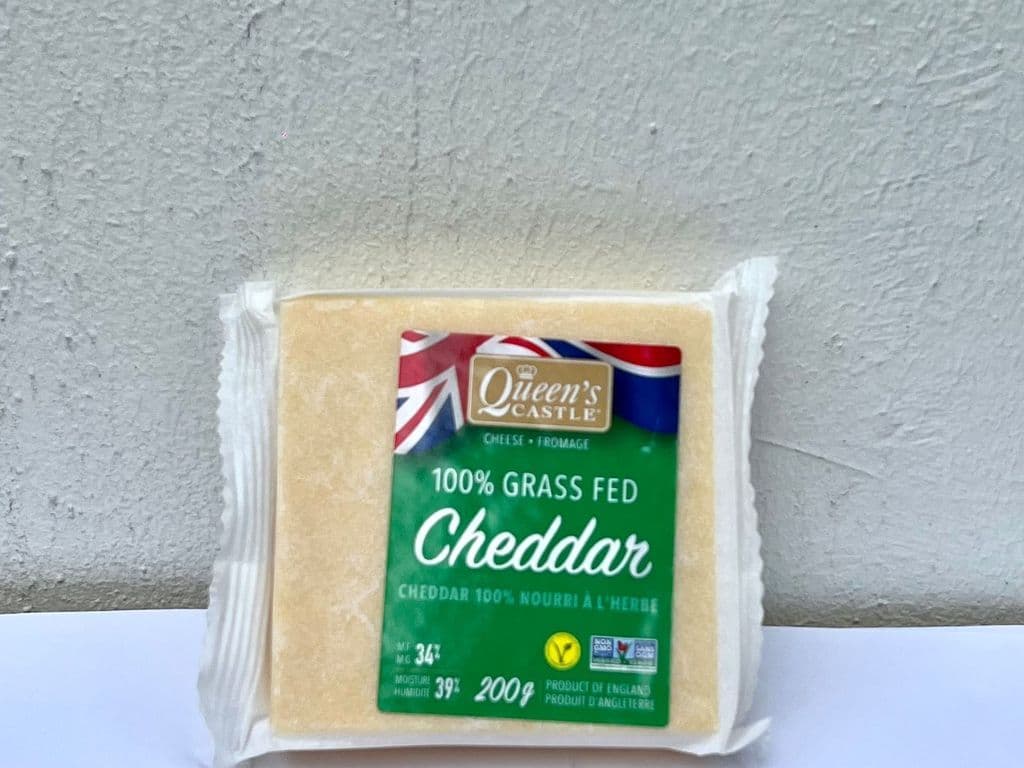 QUEEN'S CASTLE GRASS FED CHEDDAR 200G