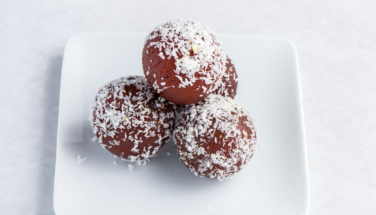 Gulab Jamun Black (1LB)
