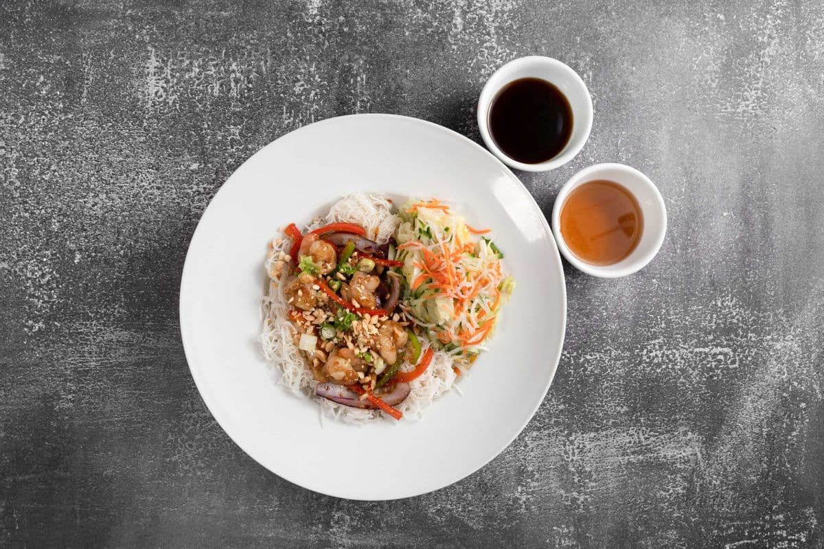 37. Vermicelli, Vegetables, Lemon Grass Shrimp