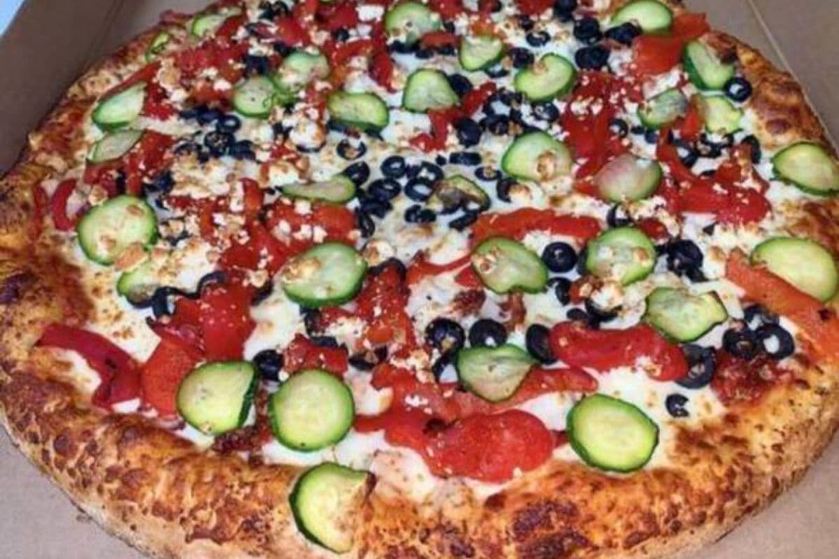 Extra-Large Mediterranean Pizza
