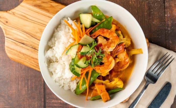 Thai Coconut Red Curry Bowl