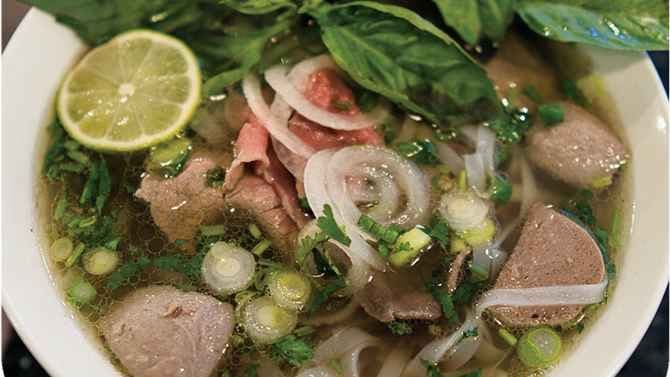 N1. House Special (Phở Dặc Biệt)