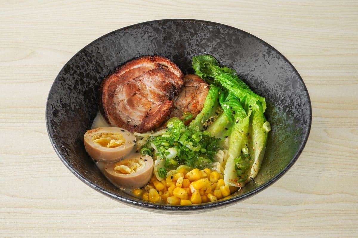 N2. Tonkotsu Ramen