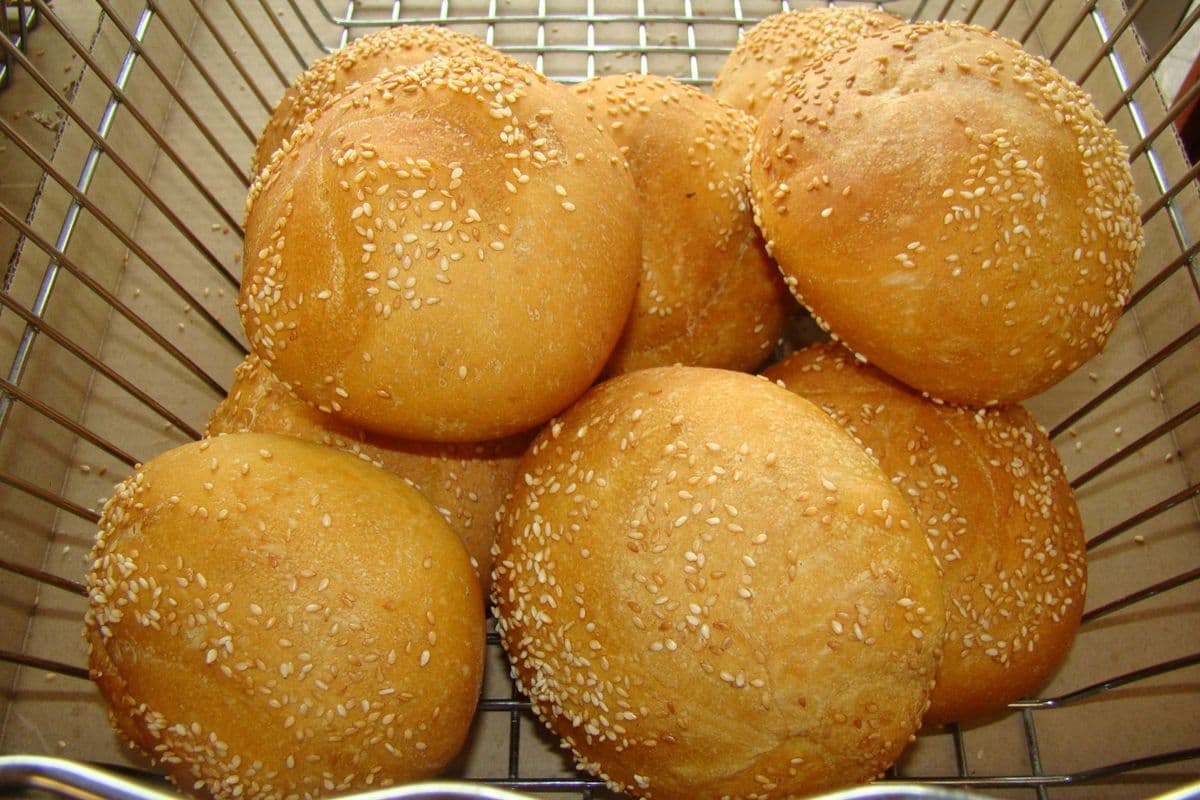 12 x Rouleau kaiser aux sesame / 12 x Sesame Kaiser Roll