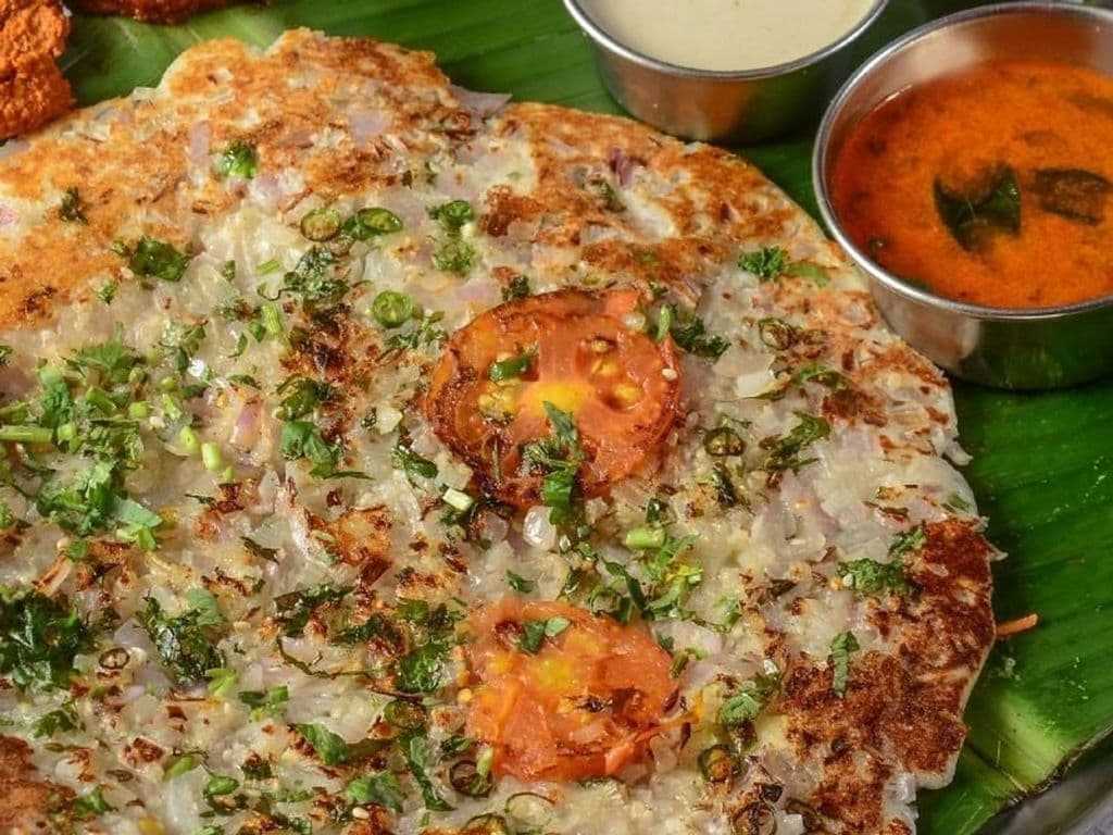 Onion Chilli Uttapam