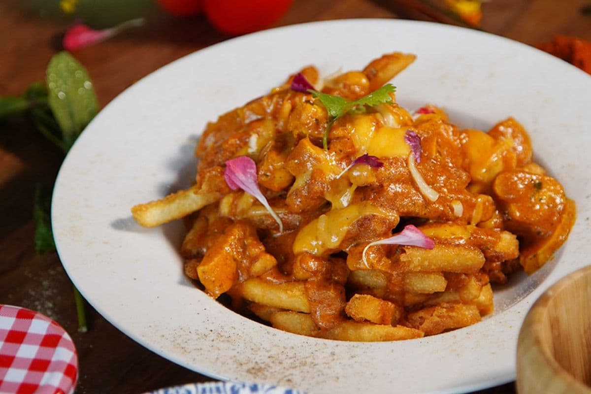 Buttery Paneer Poutine