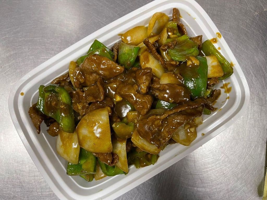 41. Sliced Beef with Curry Sauce