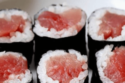 48. Spicy Tuna Roll (6 Pcs)