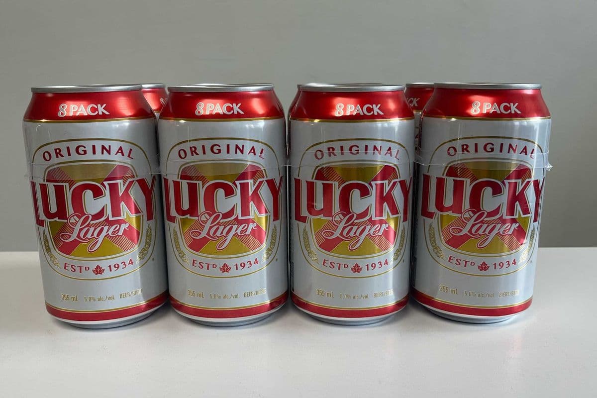 Lucky Lager 8 pack (8 x 355ml)