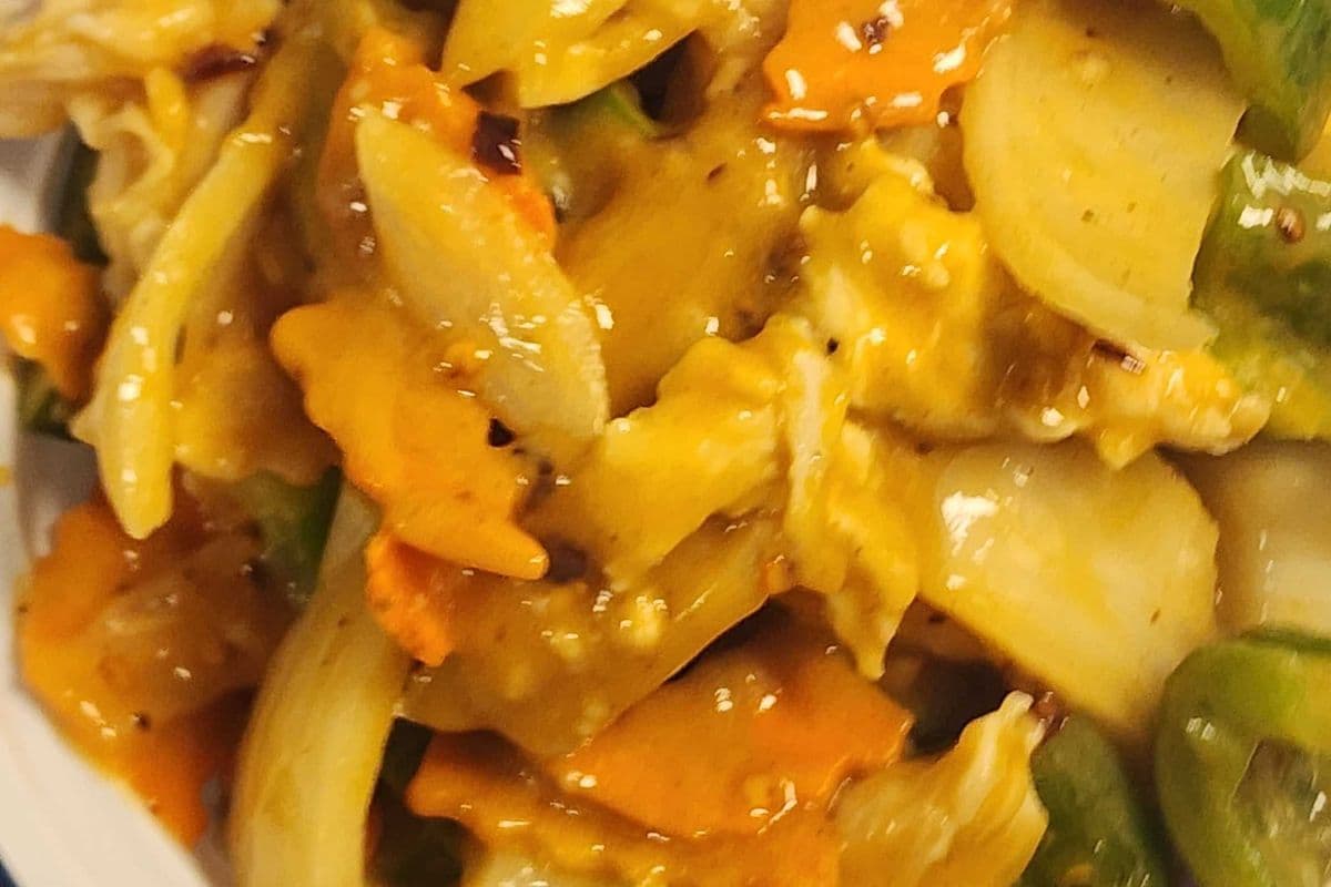 Chicken with Hot Peanut