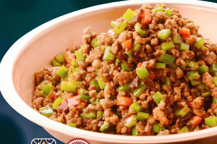 Yunnan-Style Ground Pork with Green Pepper and Salted Turnip黑三剁