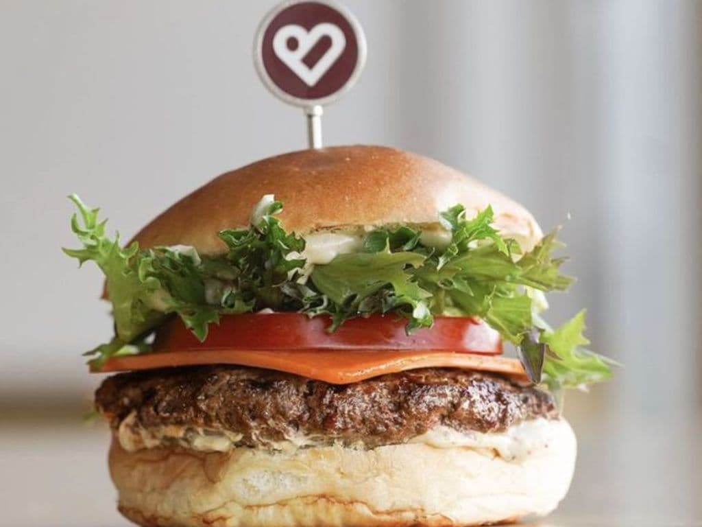- CHEDDAR BURGER