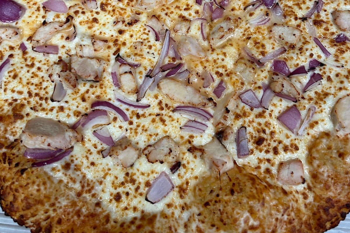 Large Hawaiian BBQ Chicken Pizza