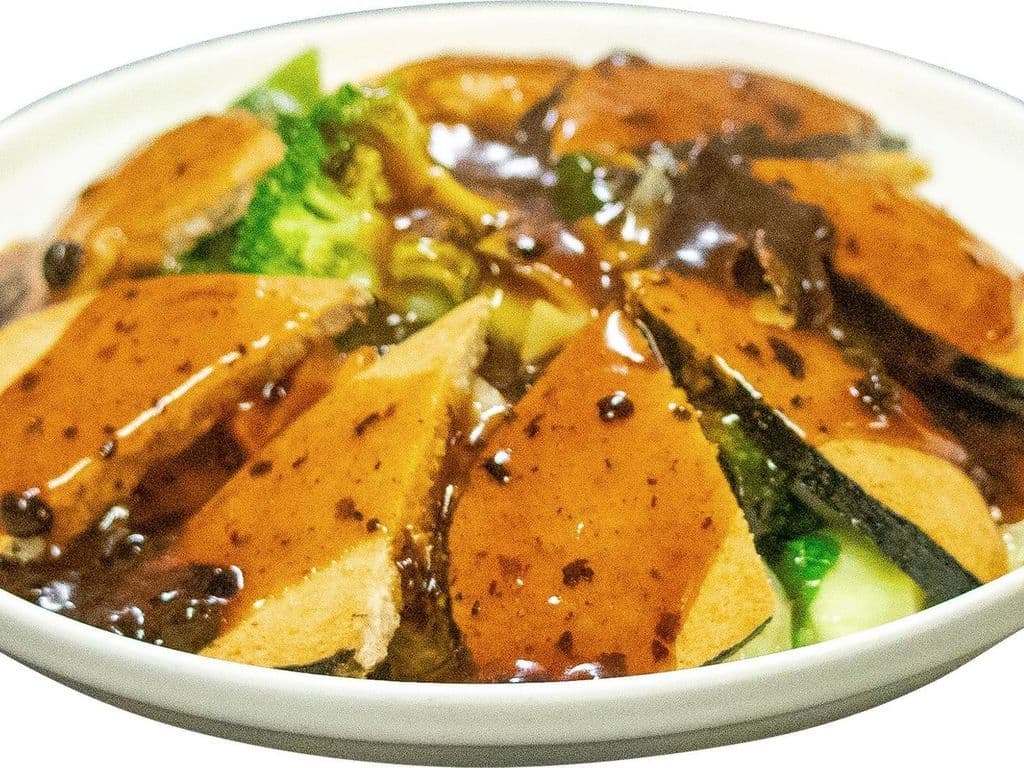 E54Veggie Fish with Black Bean Sauce豉汁魚排