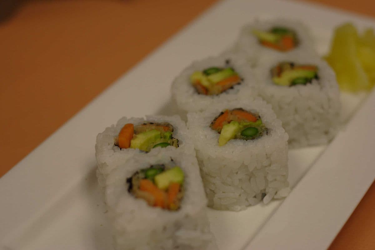 Vegetable Tempura Roll (8 pcs)