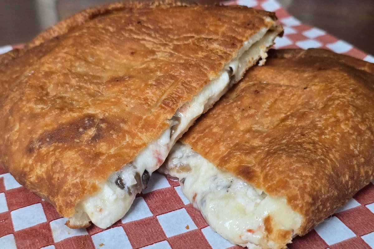 Puffio deep fried 3 toppings