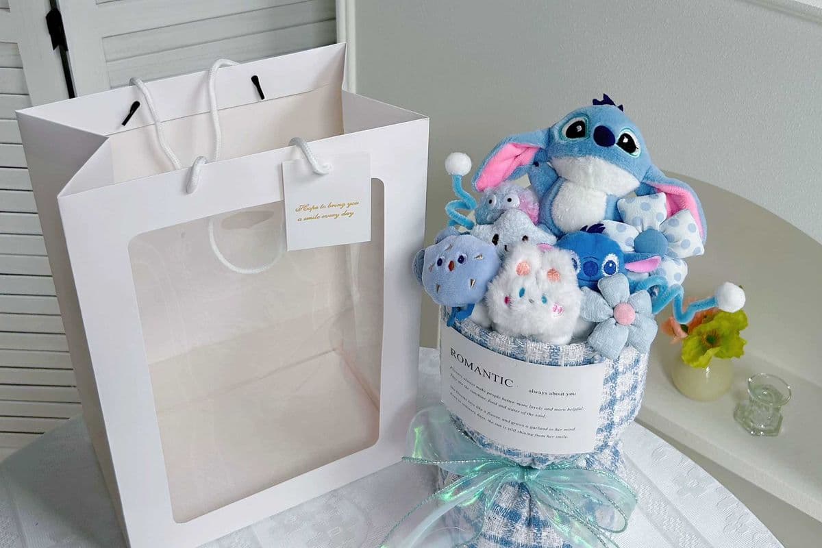 Blue Stitch Plush Bouquet - Small