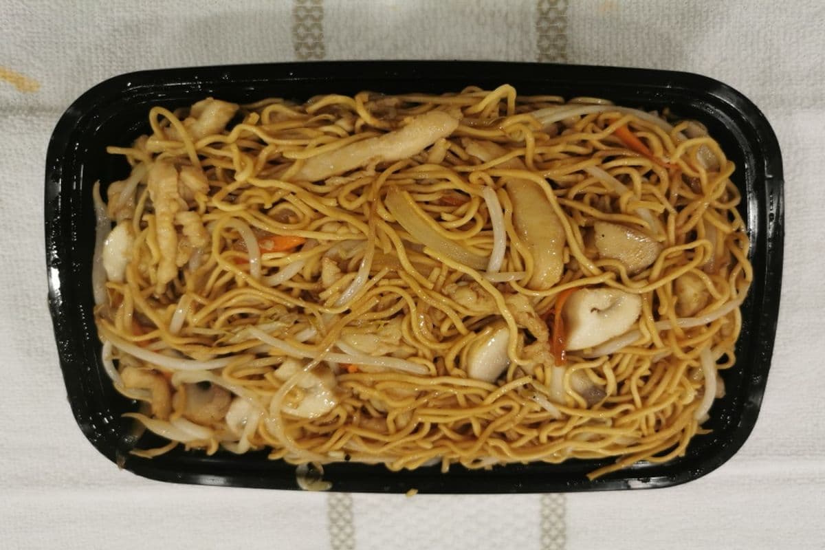 123. Chicken and Mushroom Chow Mein 鸡蘑菇炒面