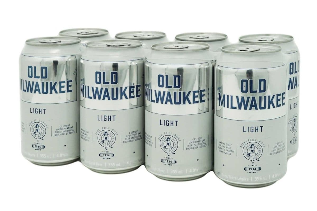 Old Milwaukee Light 8 cans (8 x 355 ml)