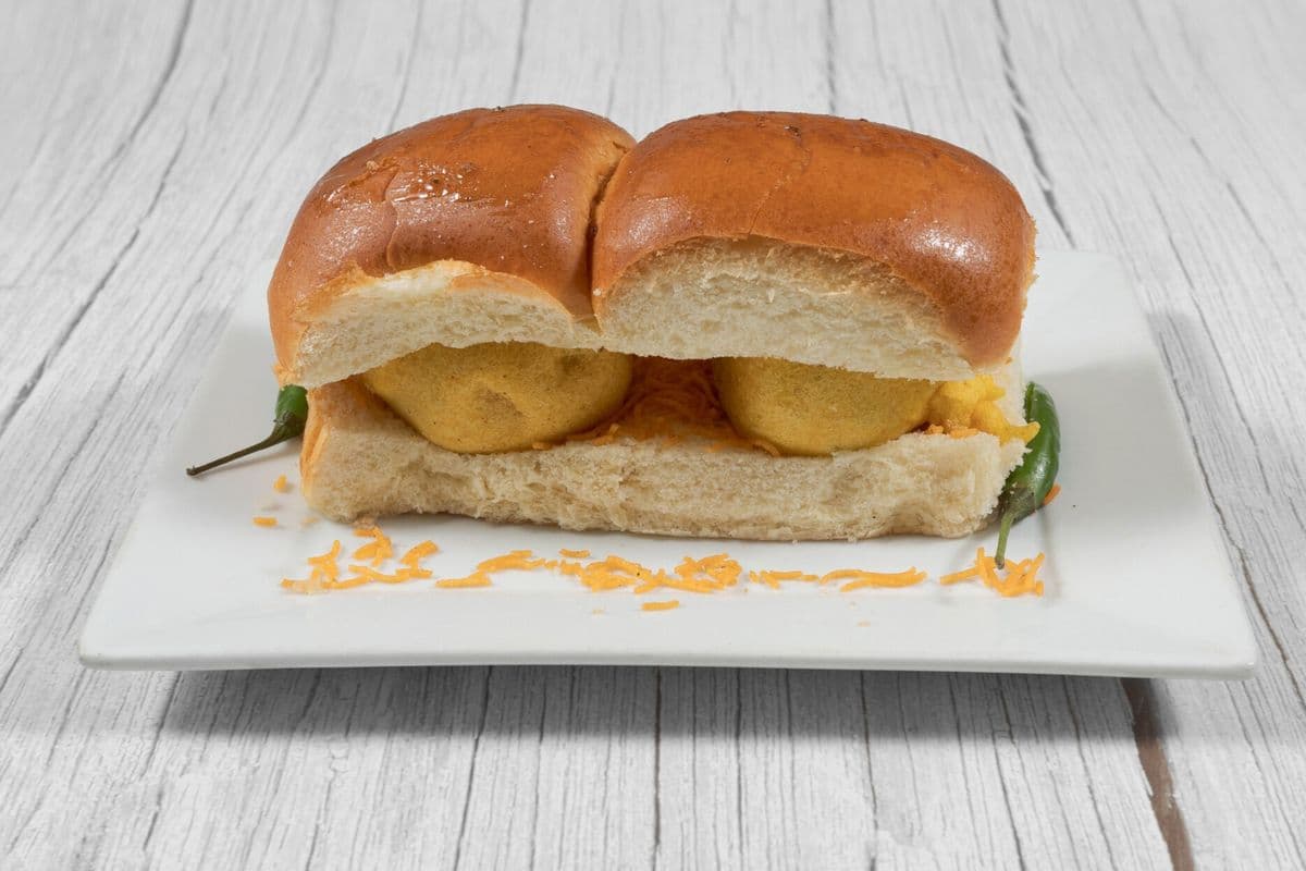 Vada Pav (2 Pcs)