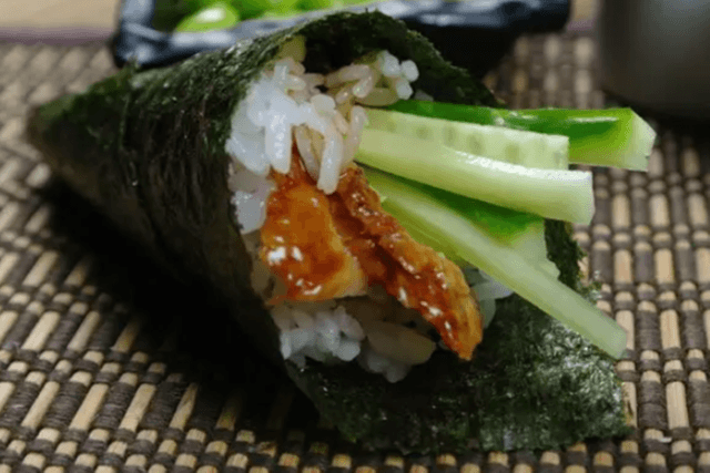 Unagi Hand Roll