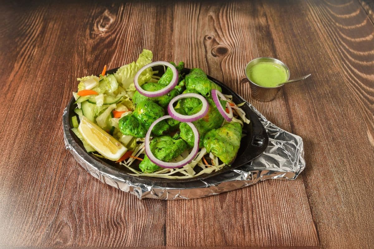Chicken Hariyali Tikka (8 Pcs)