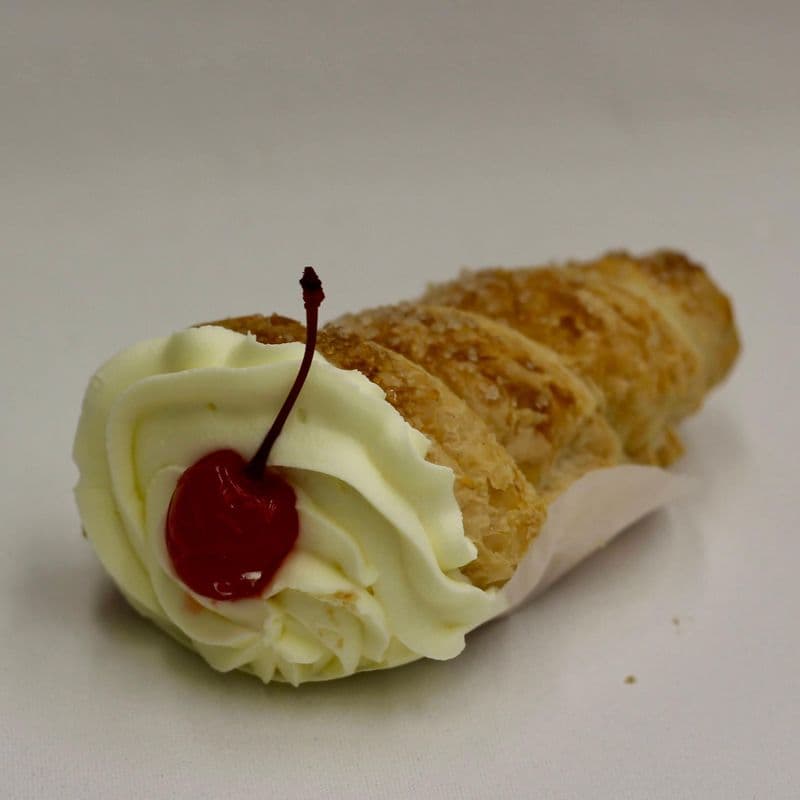 Lemon Cream Horn