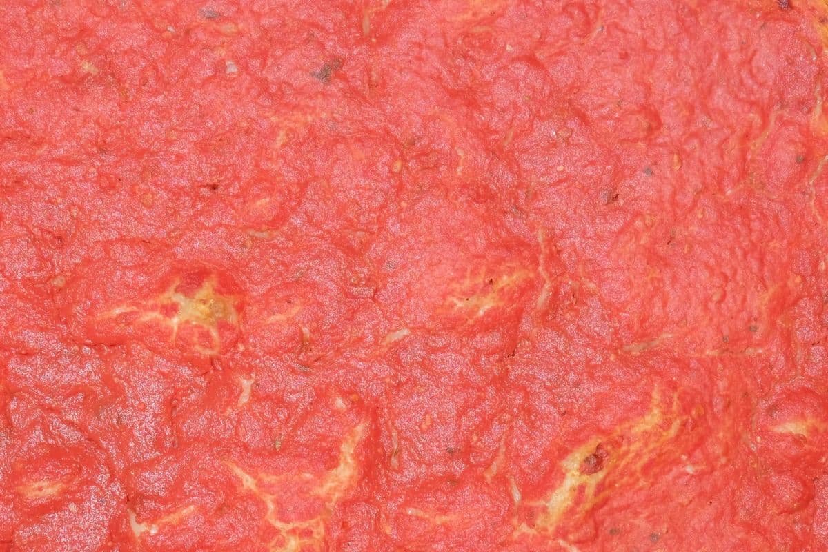 Pizza aux tomates