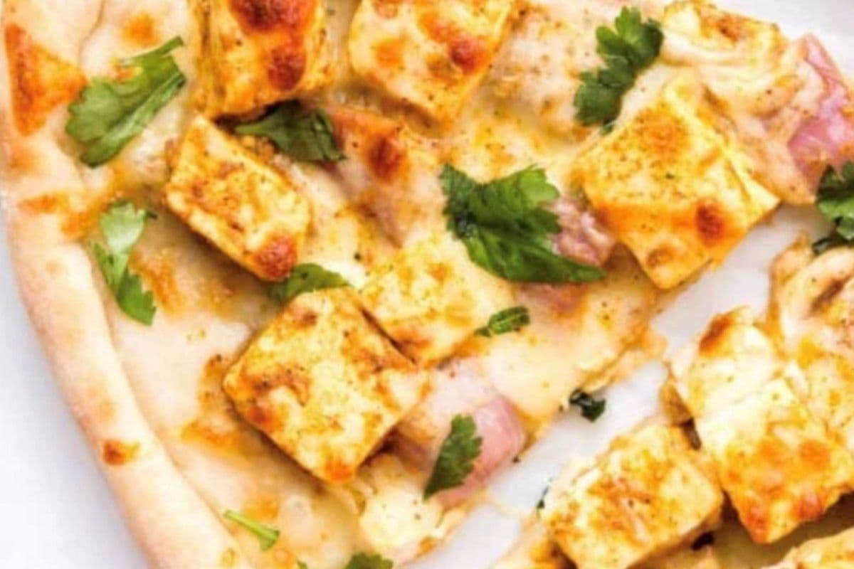 Paneer Pizza (Pan.G.pp,R.onion)Small (small)