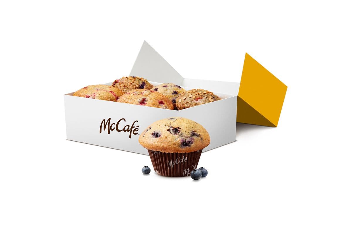 6 Baked Muffins Assorted [2360.0 Cals]