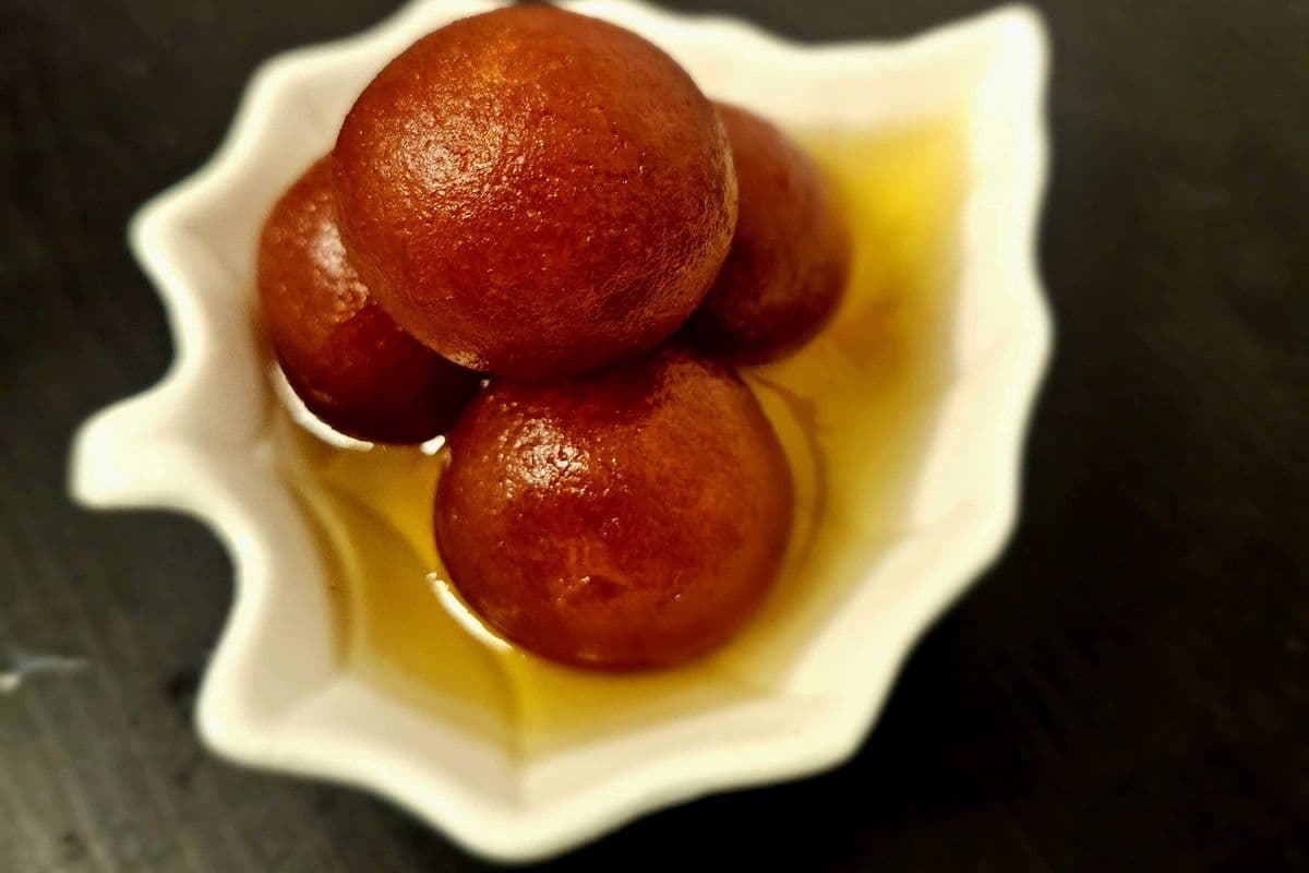 Gulab Jamun (2pcs)