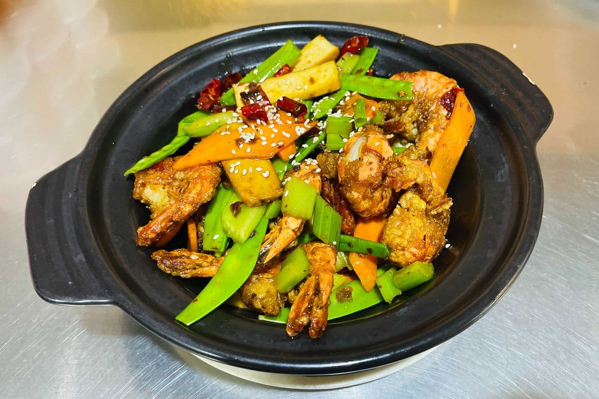 S3. Griddle Cooked Tiger Prawns (干锅珍宝老虎虾)