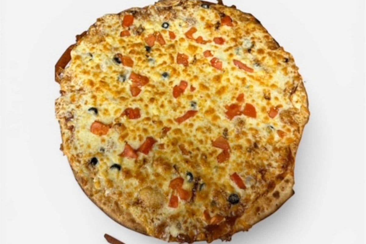 Medium Classic Greek Pizza