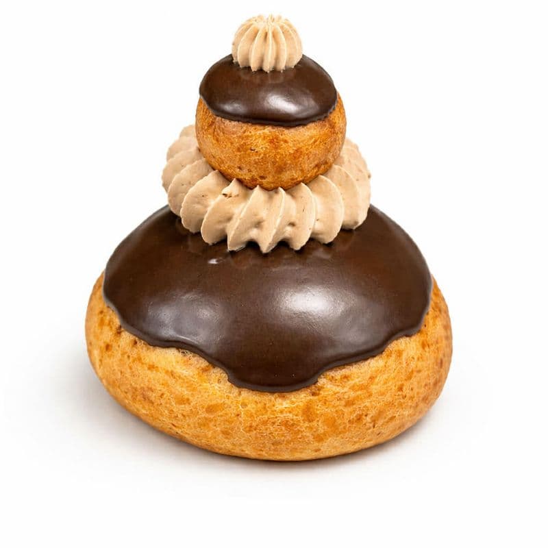 Religieuse au café / Religieuse au café