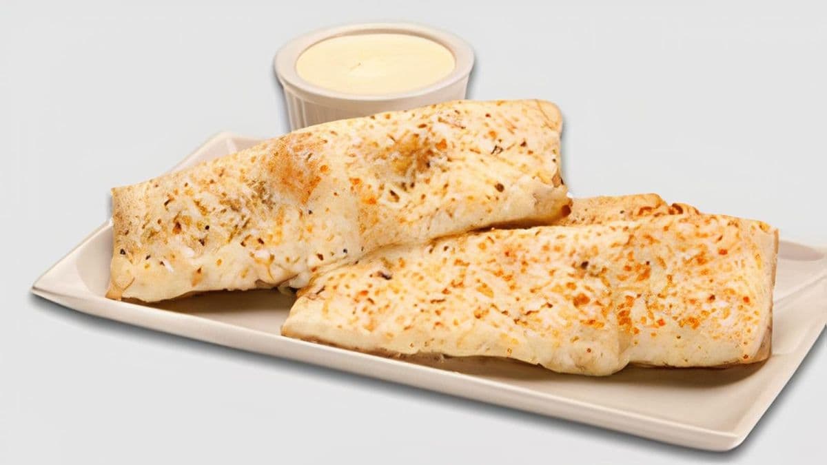 Garlic Finger with Cheese (8 Pieces)