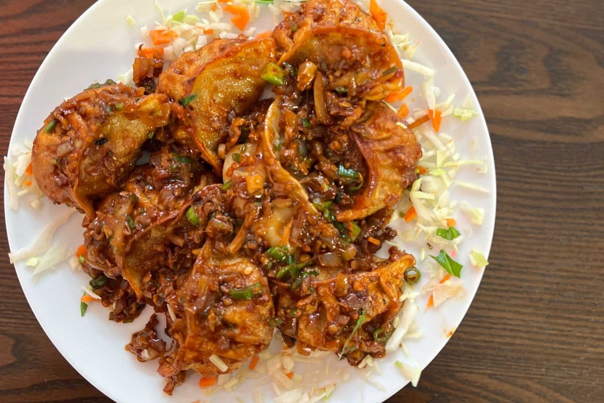 Manchurian Momo (8 Pieces)