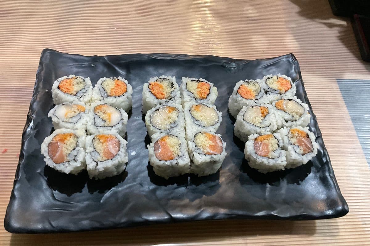 66. Spicy Maki Set
