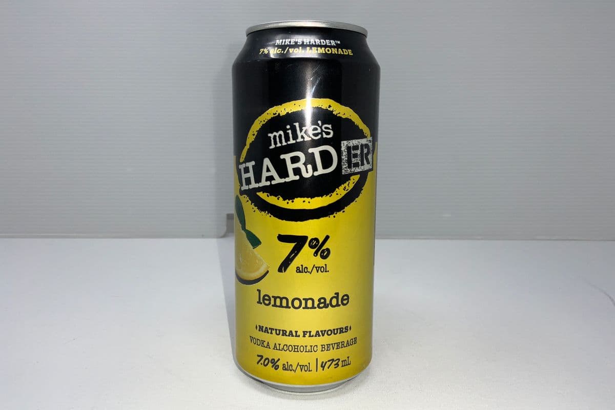 MIKE’S HARDer LEMONADE (1 x 473ml)