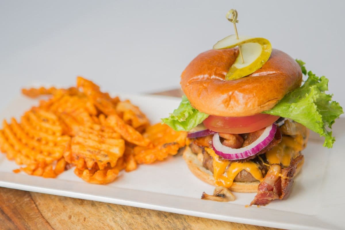 Bacon Cheeseburger