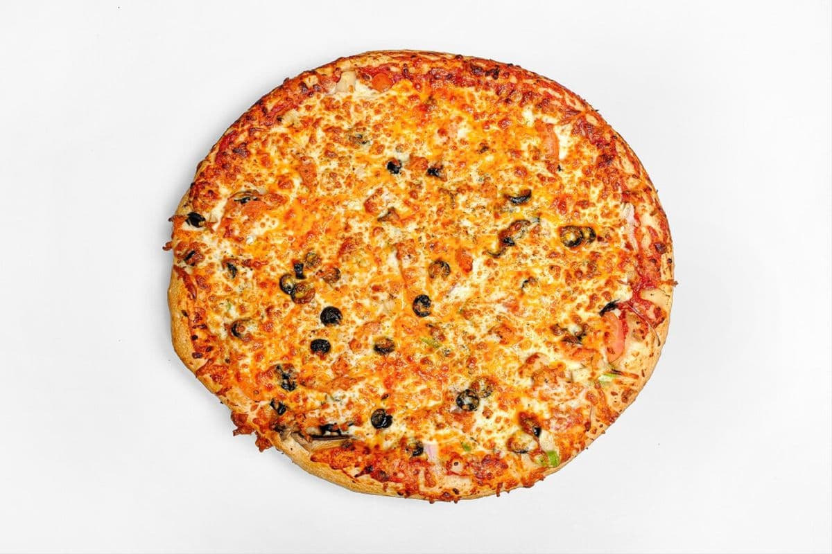 Chicken Hawaiian BBQ Pizza