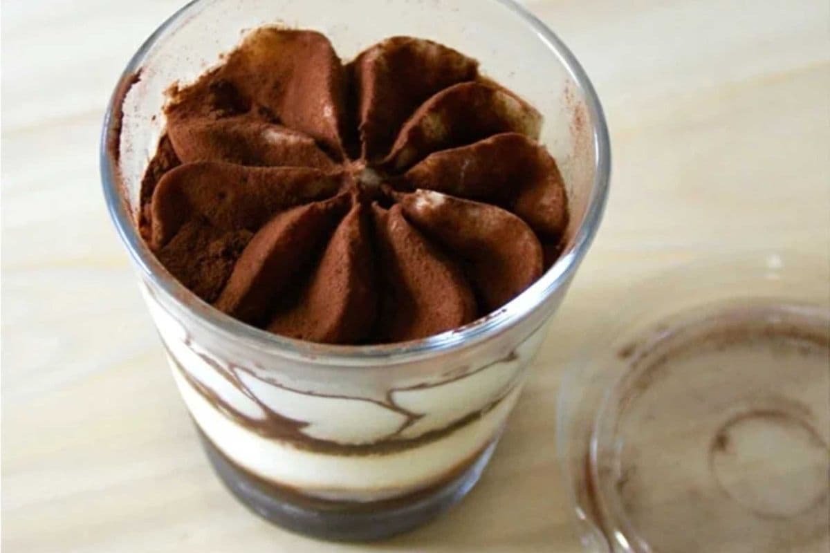 Tiramisu (85g) (220 Cal)
