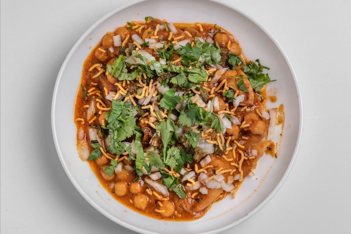 3. Samosa Plate