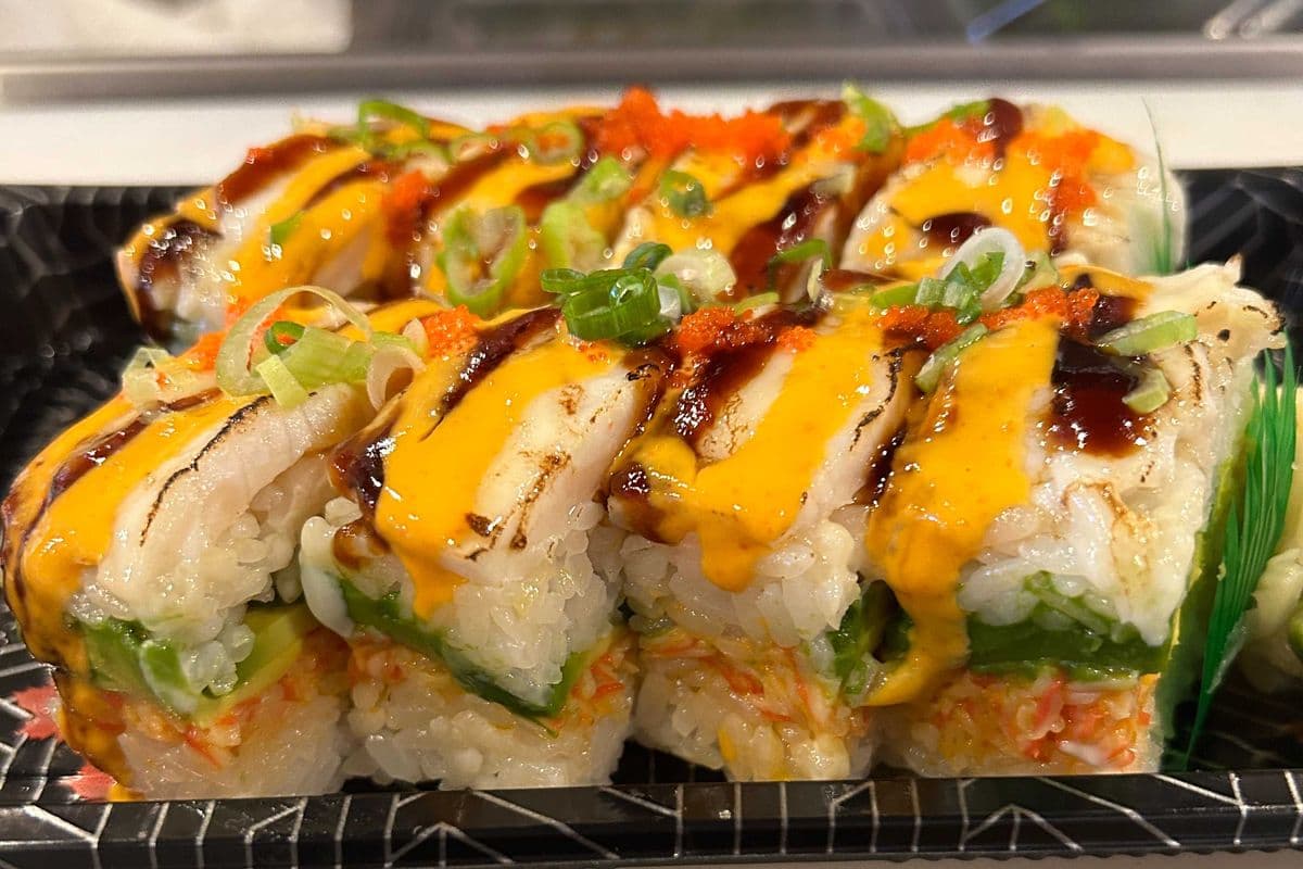 Butter Fish Aburi Roll (8pcs)