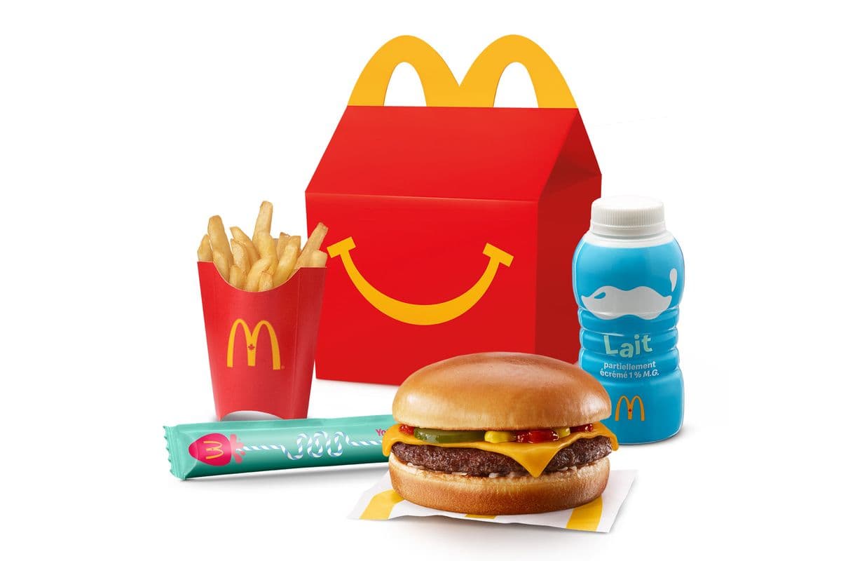 Joyeux festin hamburger fromage - mini-frites [440-550 Cal]