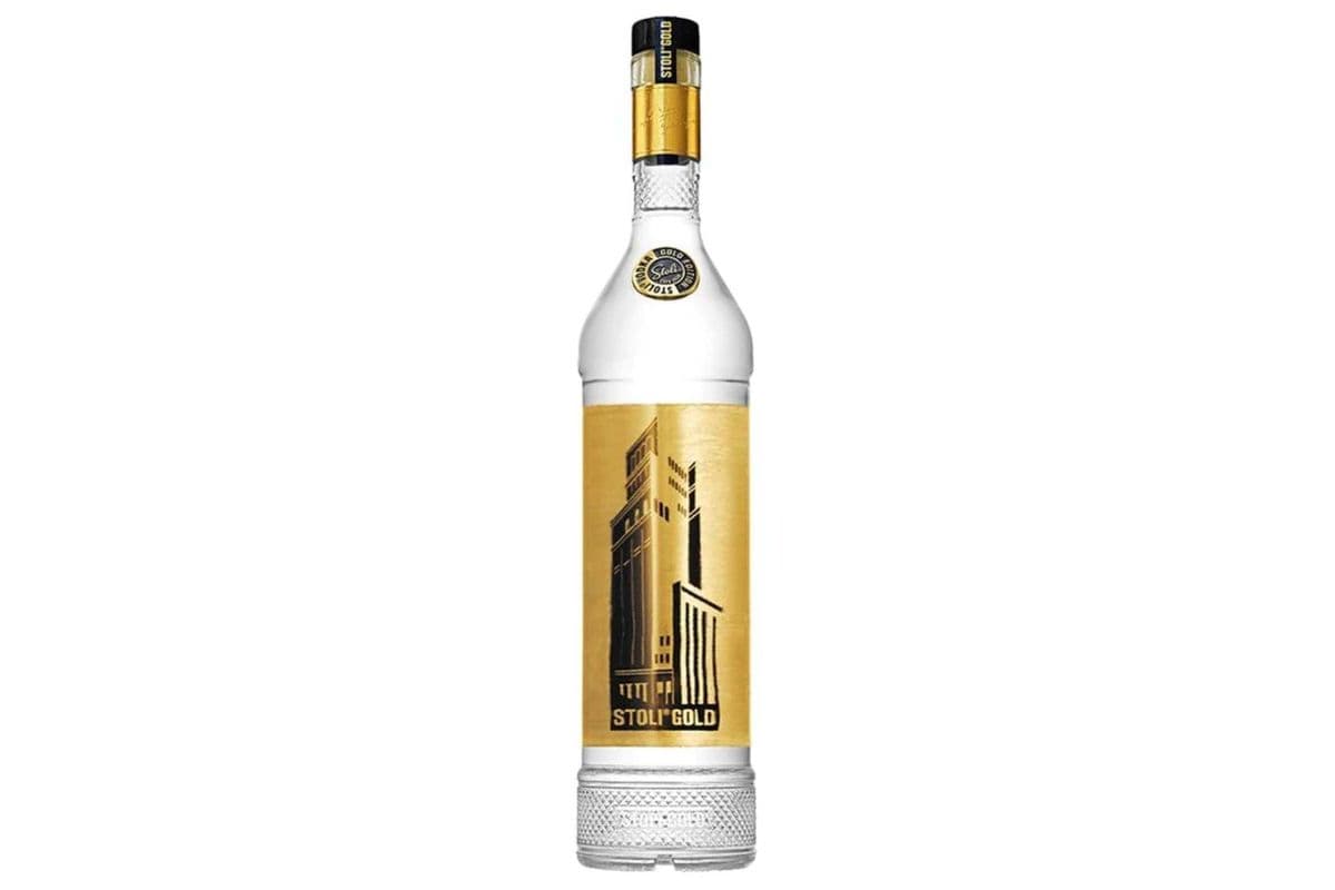 STOLI GOLD VODKA (750ML) (1 x 750ML)