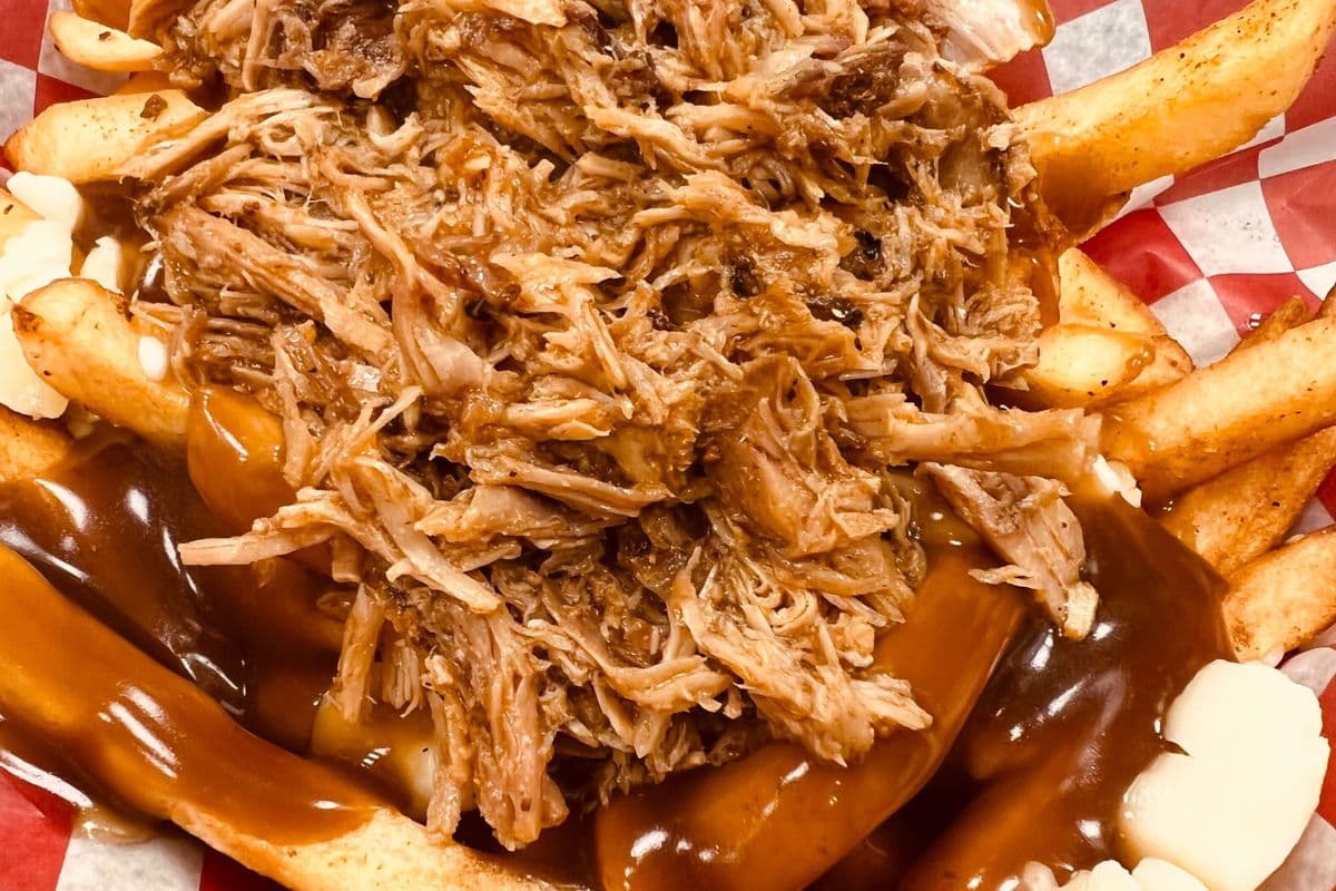 Pulled pork poutine