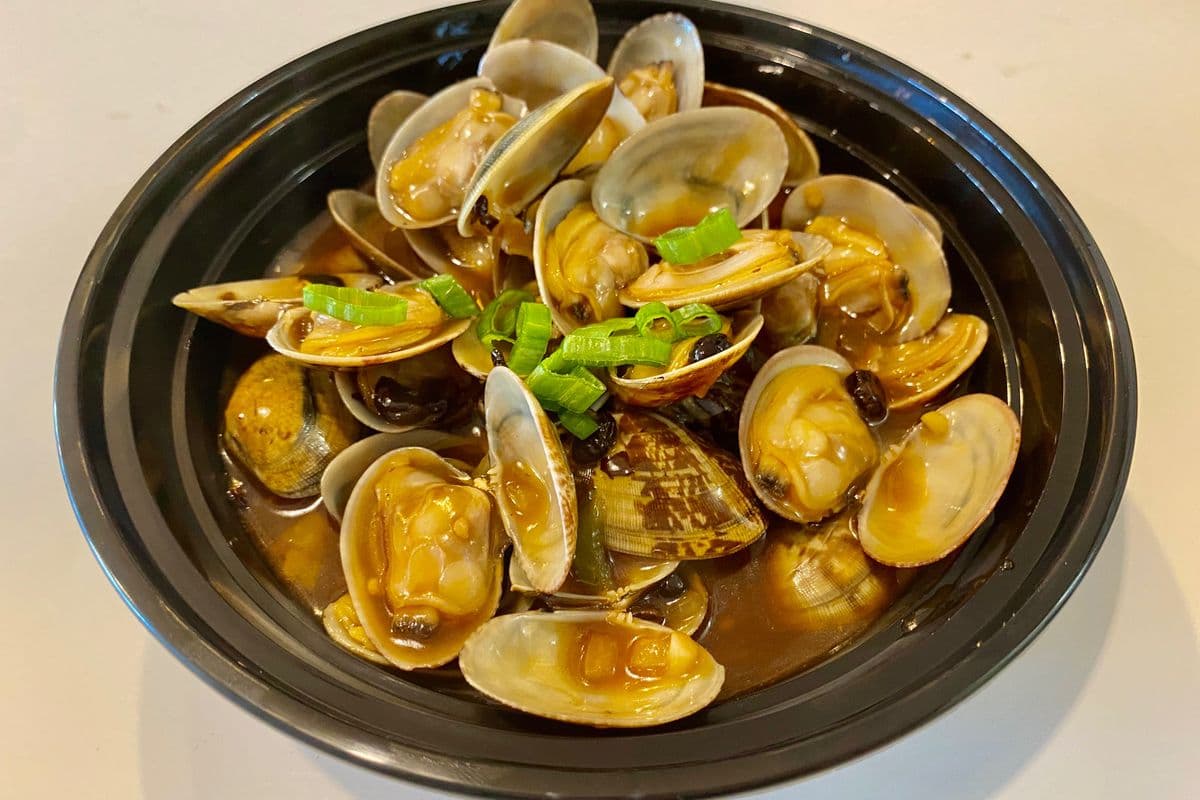 F20 Clam in Black Bean Sauce